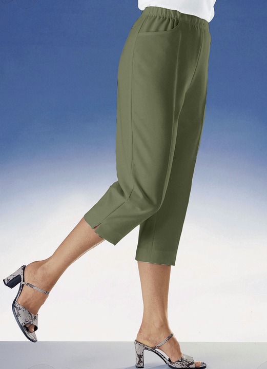 7/8 broeken, capri's, bermuda's - Capribroek met praktische steekzakken in 10 kleuren, in Größe 019 bis 054, in Farbe OLIJF Ansicht 1