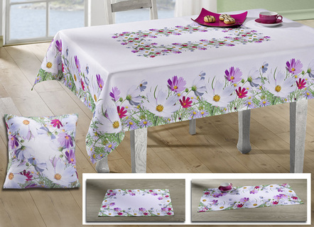 Verende tafel- en kamerdecoratie met bloemmotief
