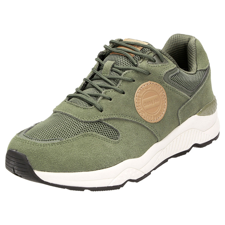 Instappers & veterschoenen - Herenschoen voor dagelijks gebruik met functionaliteit voor alle weersomstandigheden van Chung Shi Instappers & veterschoenen - Herenschoen voor dagelijks gebruik met functionaliteit voor alle weersomstandigheden van Chung Shi, in Größe 040 bis 046, in Farbe KAKI, in Ausführung instappers uit Vancouver