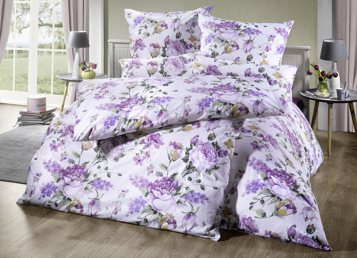 Beddengoed - Beddengoedset met rozenmotieven, in Größe 111 (40/80 cm + 135/200 cm) bis 115 (80/80 cm + 155/220 cm), in Farbe MEERKLEURIG Ansicht 1