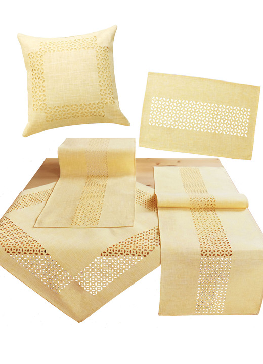 Tafellakens - Tafelkleed met decoratieve perforaties, in Größe 135 (2x placemat, 30/45 cm) bis 404 (Kussensloop, 40/40 cm), in Farbe GEEL Ansicht 1