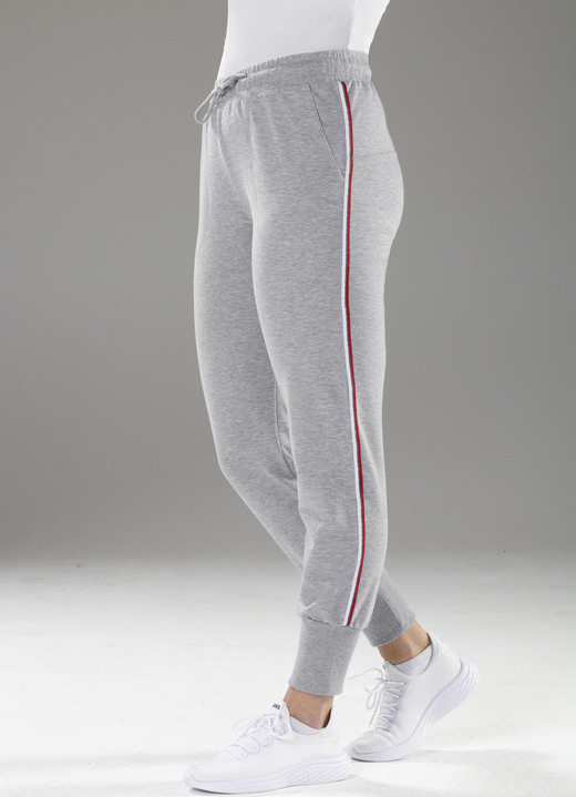 Vrijetijds pantalons - Vrijetijdsbroek van “Plantier” in 4 kleuren Vrijetijds pantalons - Vrijetijdsbroek van “Plantier” in 4 kleuren, in Größe 019 bis 052, in Farbe MIDDELGRIJS GEMÊLEERD