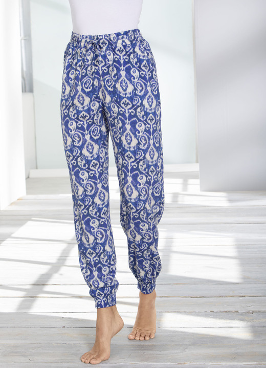Broeken - Broek met glanzende gekleurde inkjetprint, in Größe 036 bis 054, in Farbe BLAU-BEIGE