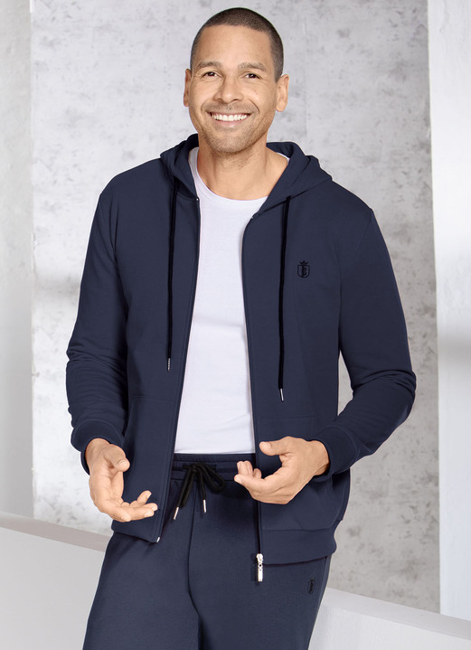 Vrijetijdspakken - Capuchonjack in 5 kleuren Vrijetijdspakken - Capuchonjack in 5 kleuren, in Größe 3XL (64/66) bis XXL (60/62), in Farbe MARINE