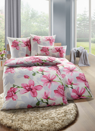beddengoedset met weelderig magnolia-ontwerp