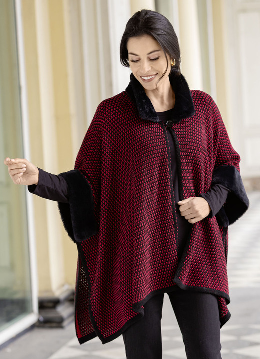 Gebreide jasjes - Poncho met imitatiebontrand, in Größe 1 (36-42) bis 3 (50-54), in Farbe SCHWARZ-ROT Ansicht 1