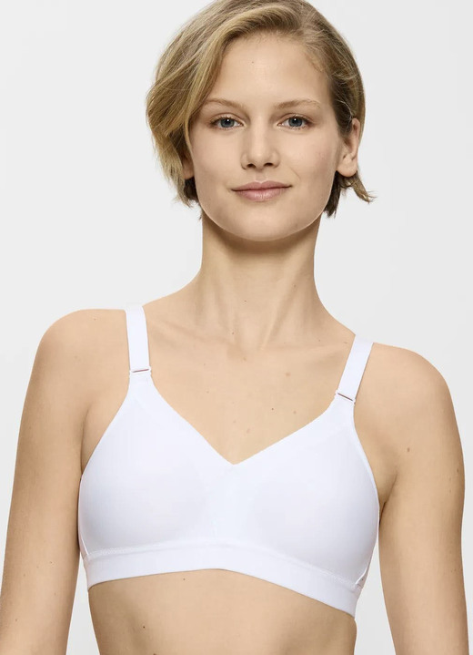 Lingerie - Triumph Triaction Wellness sportbeha voor licht dragen, in Größe 075 bis 095, in Cup C, in Farbe WEISS Ansicht 1