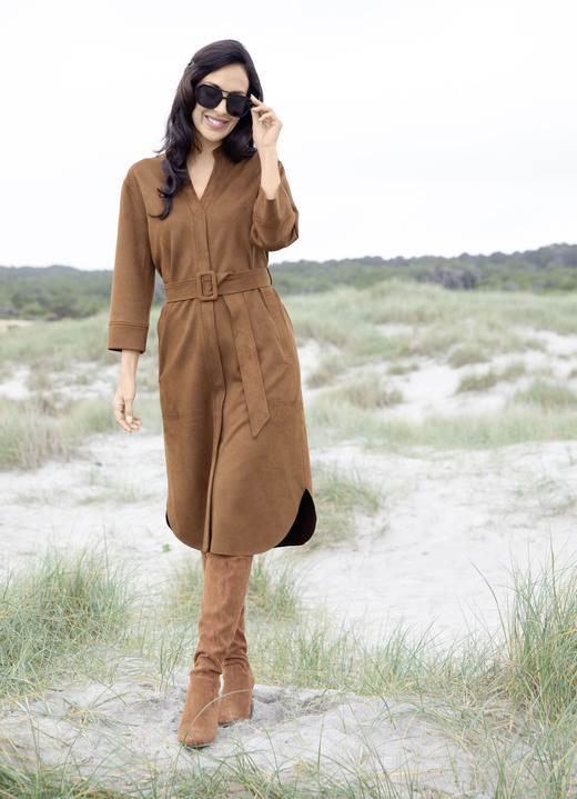 Basics - Jurk met strikceintuur, in Größe 036 bis 052, in Farbe COGNAC