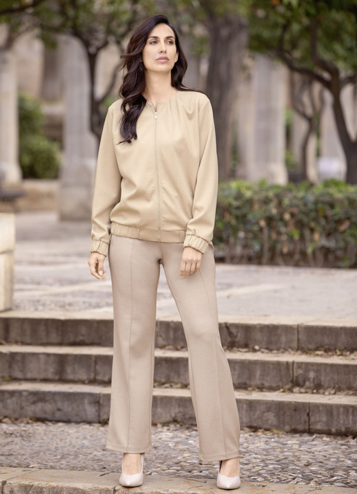Kort - Blouson met elastische tailleband, in Größe 034 bis 050, in Farbe CAMEL
