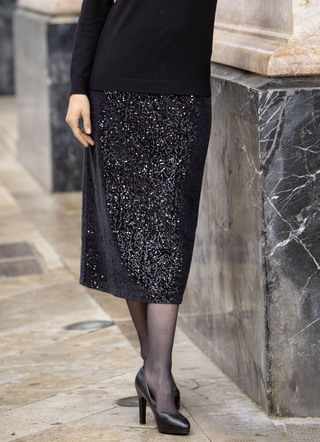 Rok met extravagante plooien