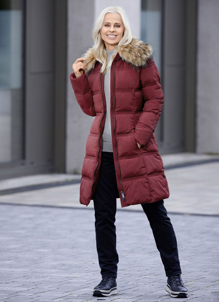 Korte jas met riem WIJNROOD