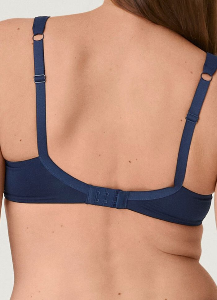 Naturana-bh met satijnen bies aan het decollet&eacute; 