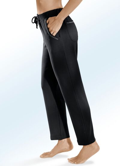 Broek met decoratieve klinknagels 