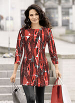 Tuniek met modieuze platte halslijn 