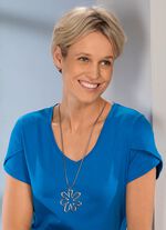 Slangenketting met bloemvormige hanger 