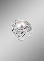 Damesring met gekweekte zoetwaterparels 