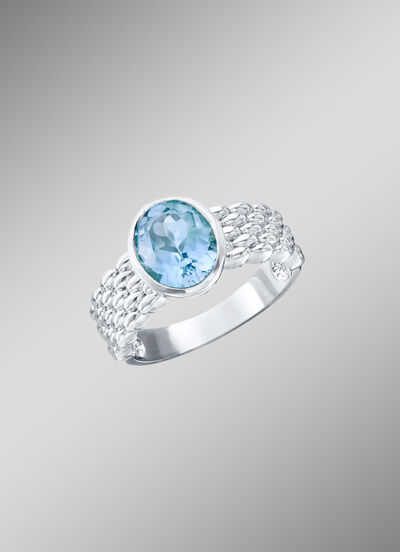 Damesring met blauwe topaas en ringband met structuur 