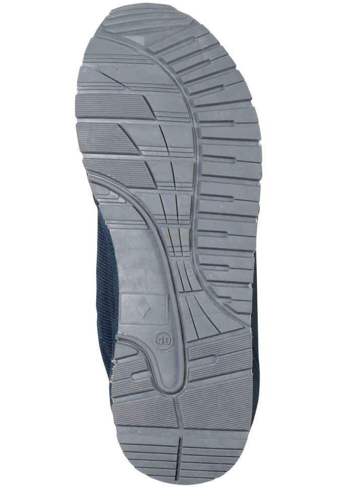 Slippers gemaakt van nubuck en textielmateriaal 