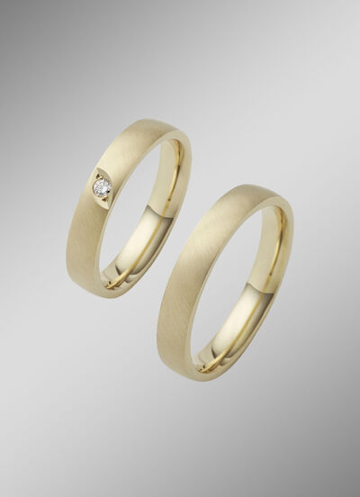 Gesatineerde gouden trouwring 