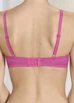 Nina by C. Bh met voorgevormde cups 