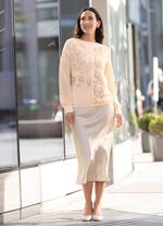 Trui met bloemenversiering met strass 