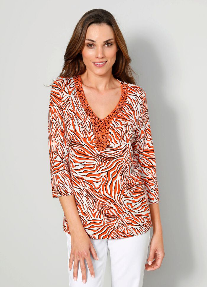 Shirt met parelversiering op de halslijn 