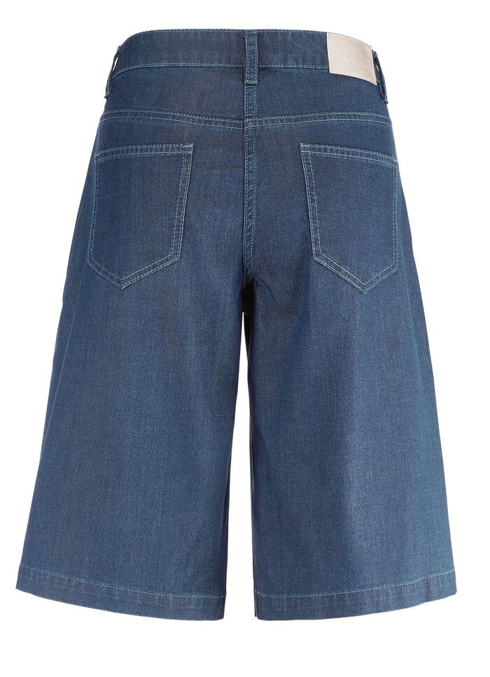 Aantrekkelijke Bermuda shorts 