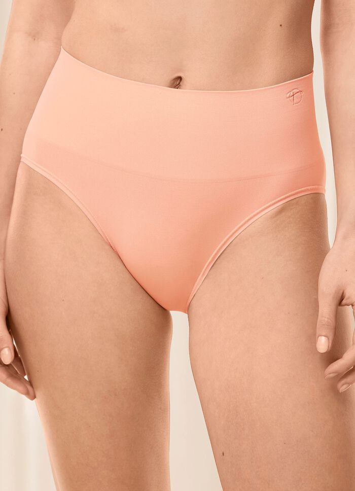 Triumph-gordelslip met zacht vormende tailleband 