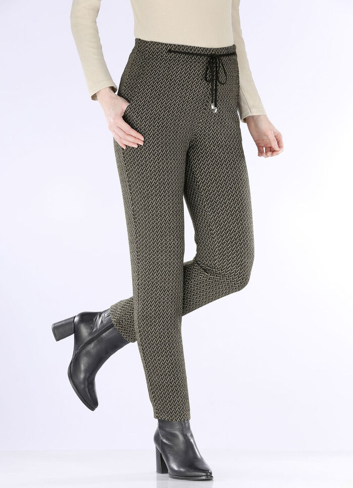 Broek met visgraatmotief 