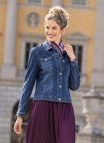 Jasje met knoopsluiting 