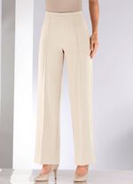 Broek met modieuze wijdte  