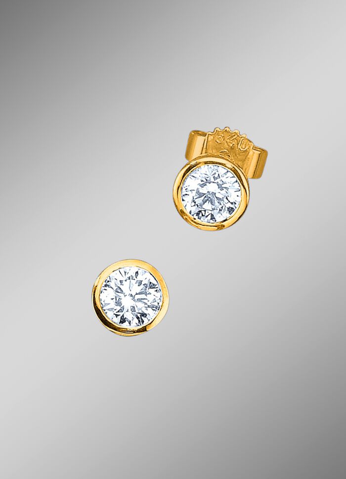 Voortreffelijke oorbellen met loepzuivere briljanten 