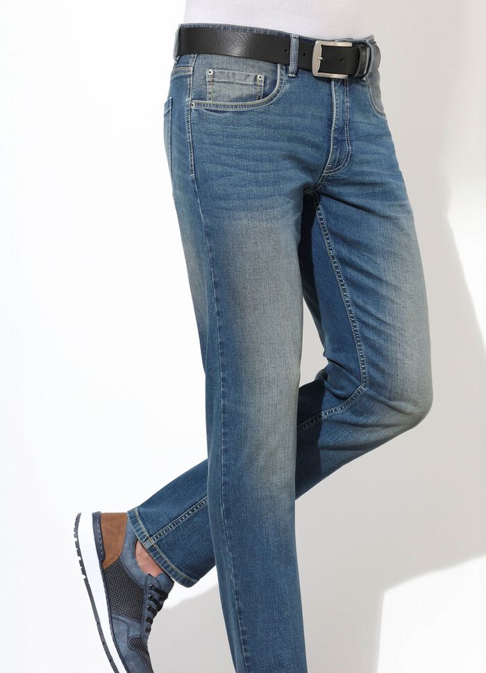 Jeans in 3 kleuren JEANSBLAUW