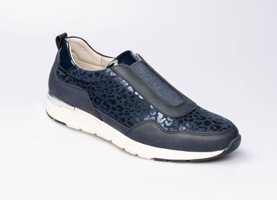 Modieuze stretch sneaker in luipaardlook 