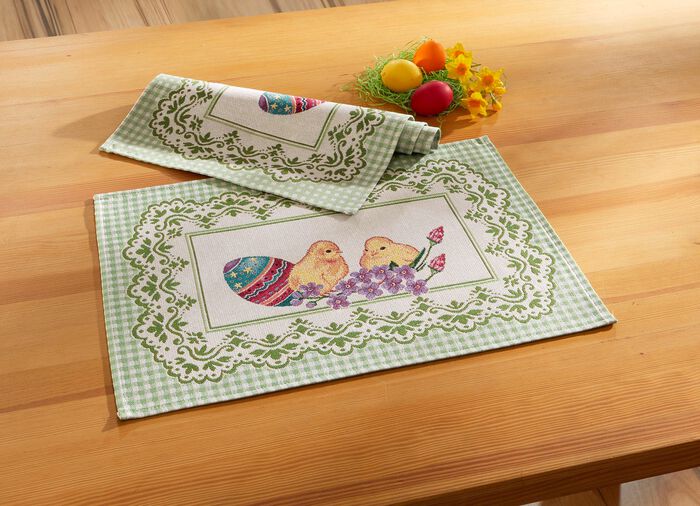 Tapijt tafelkleed en kussensloop 