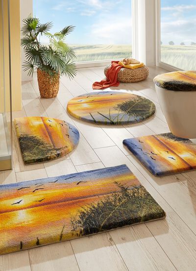 Kleurrijke badkamerset met mooie lintrand 