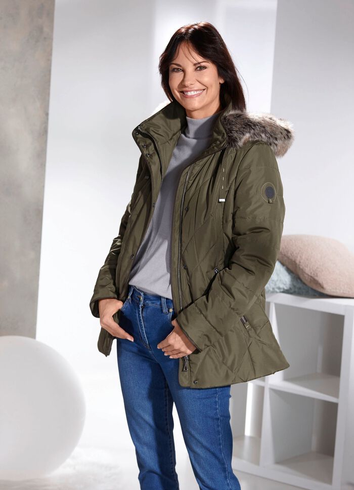 Jas met afneembare imitatiebontrand 