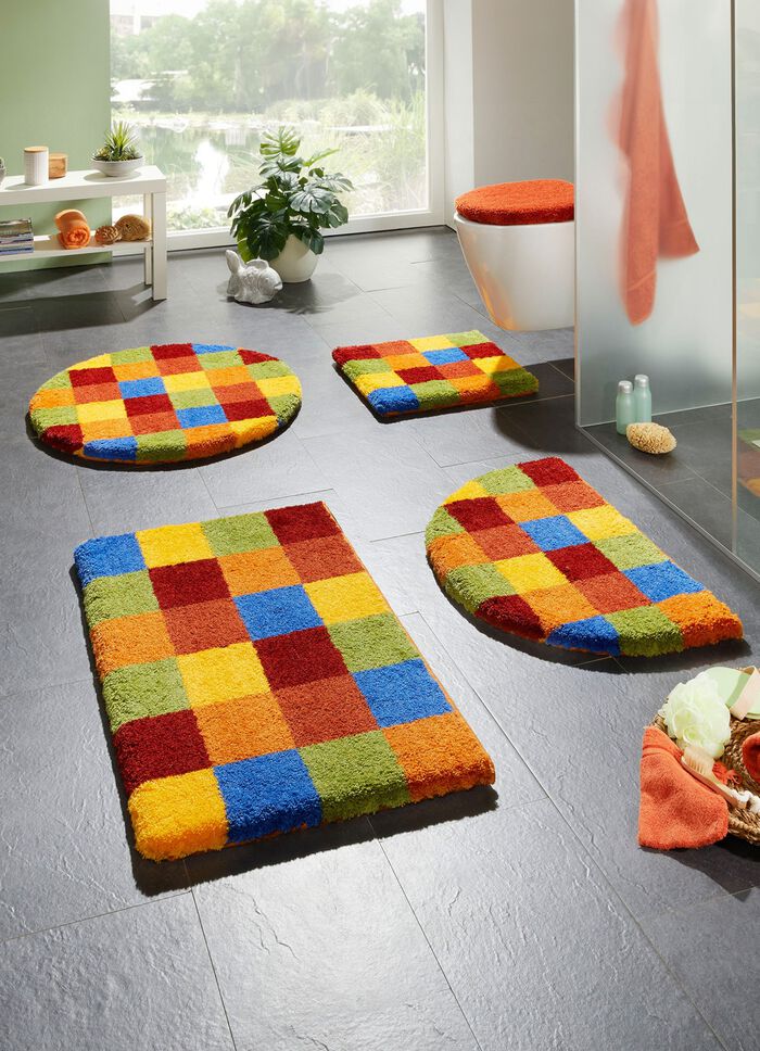 Badkamerset met kleurrijk design van Grund 