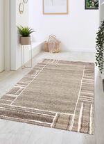 Bruggen en tapijten met fijn bewerkte randen 