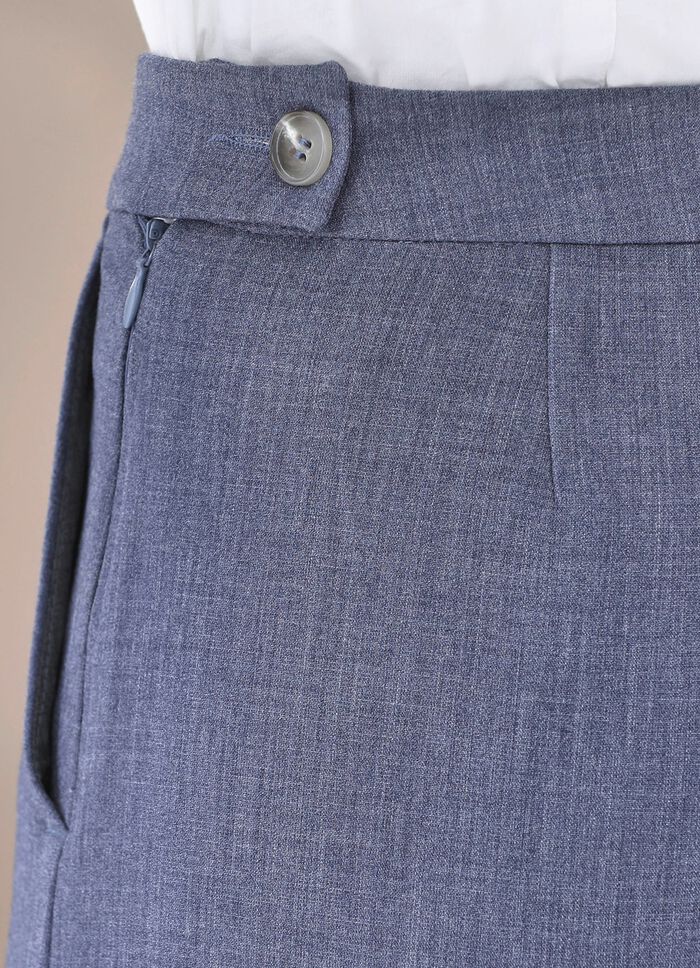 Broek in een modieuze wijdte 