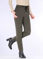 Broek met visgraatmotief 