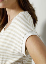 Shirt met decoratieve glanzende garenelementen 