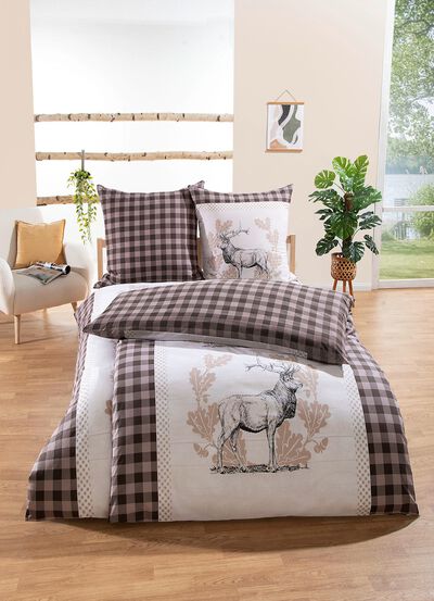 Rustiek beddengoed met hertenmotief 