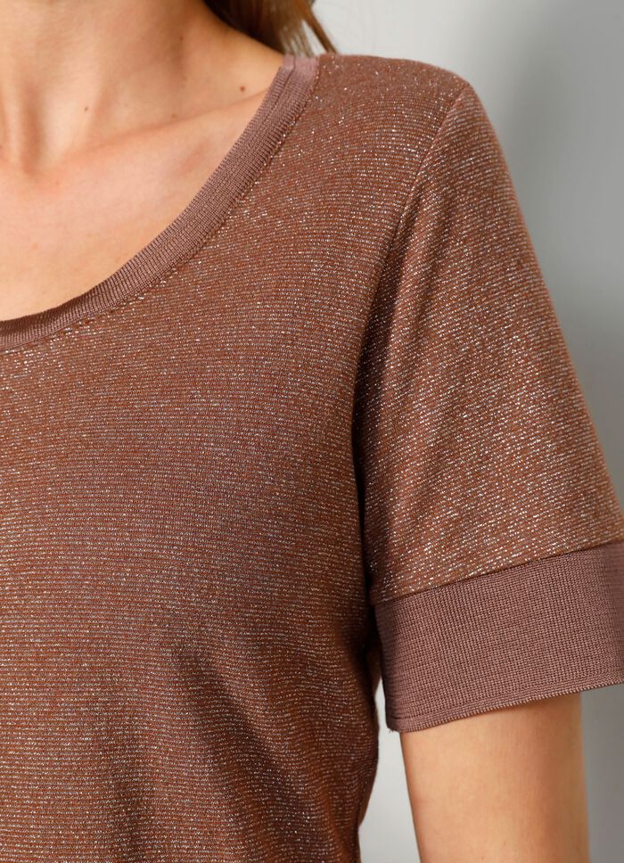 Shirt in licht getailleerde vorm 