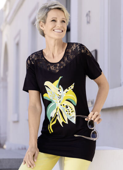 Lang shirt met kanten inzetstuk 