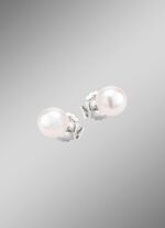 Oorstekers met zoetwaterparels 