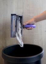 Op batterijen werkende pluizen- en dierenharenroller met LED-licht 