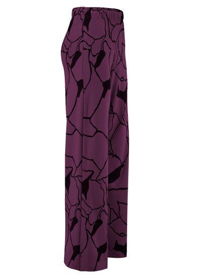 Broek met comfortabele breedte 