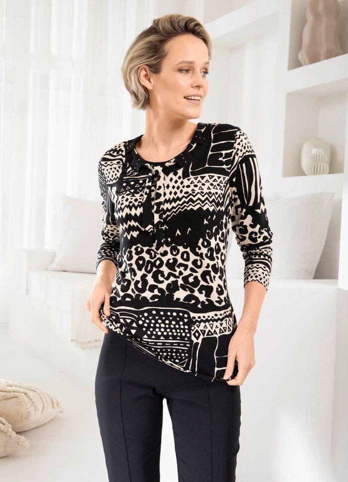 Shirt met strass-versieringen 