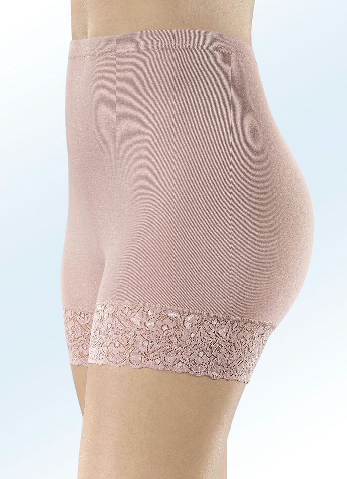 Verpakking met drie slips met vervangbaar elastiek 